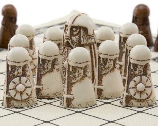 Jeu Viking - Hnefatafl - Pièces en résine & Surface de jeu en Lin